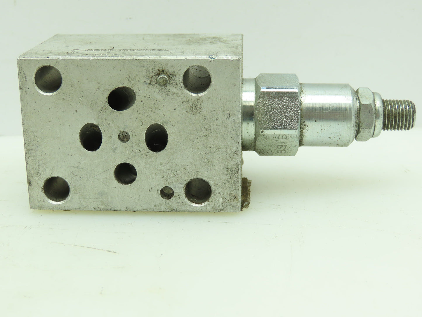 Dynex S8620-D03-P-V-21 Hydraulic Flow Control Sandwich Valve 3000 PSI  D03