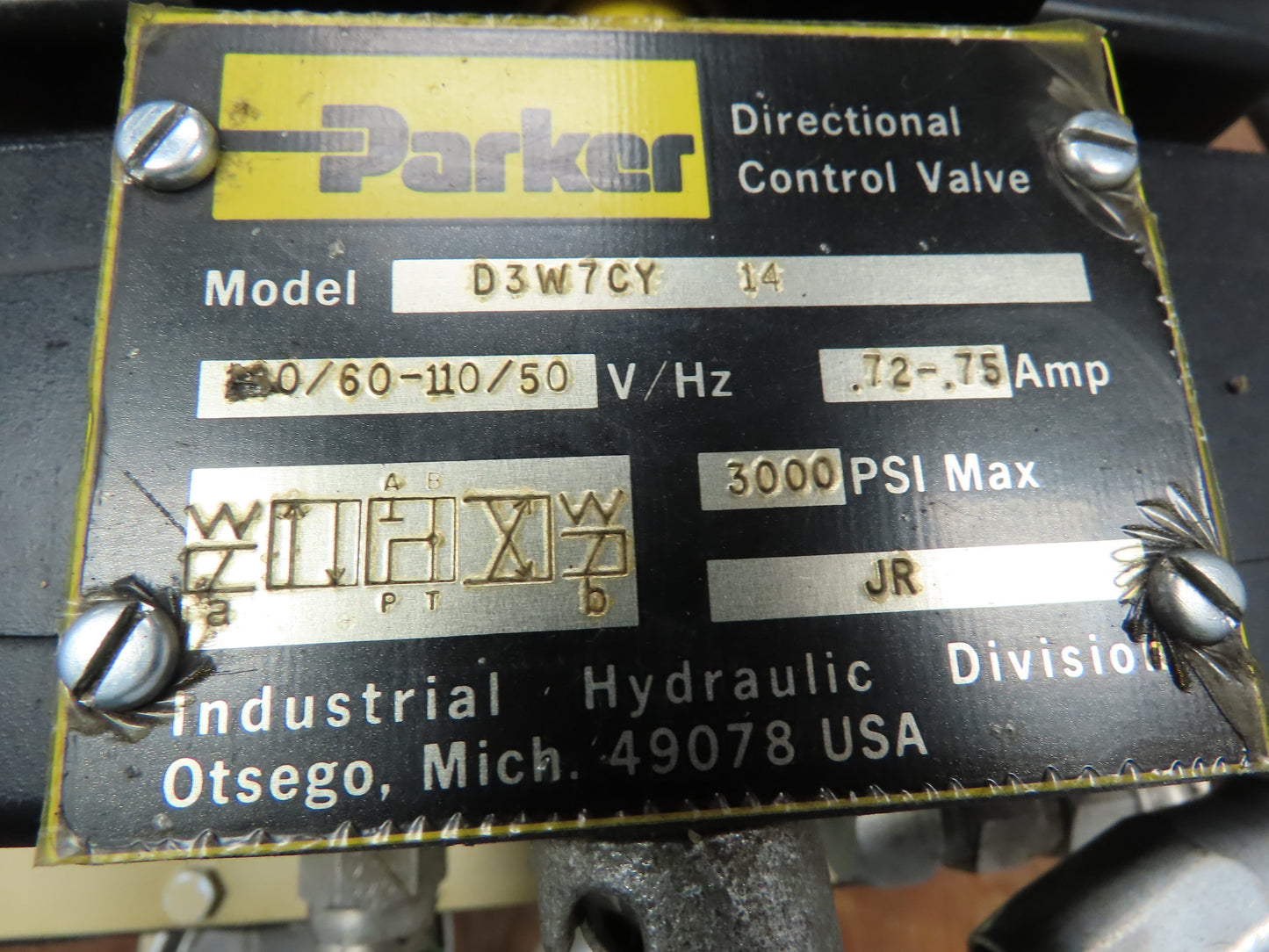 Vickers V10-1P6P-1C20 Hydraulic Vane Pump 1.5Gal Reservoir D3W3CY Control Valves