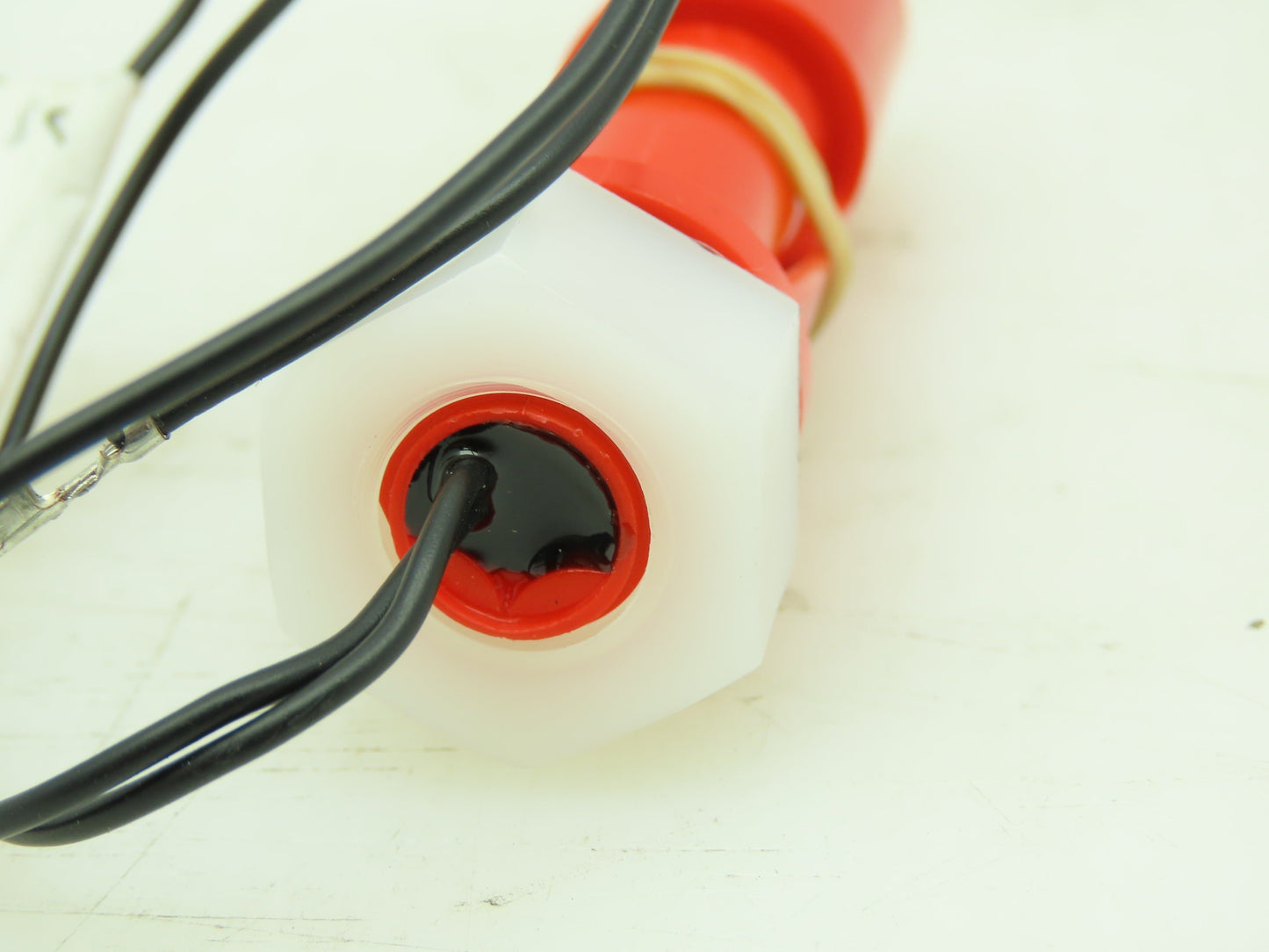 Cynergy3 RSF41Y200ED034 Float Switch Sensor Glunz Jensen 10030891