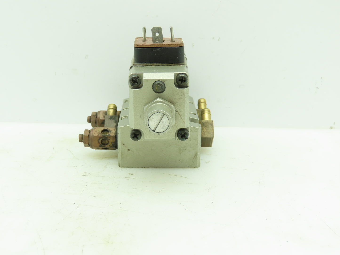 SMC US7406 Pneumatic Directional 3-Way Air Solenoid Valve 120VAC 150PSI
