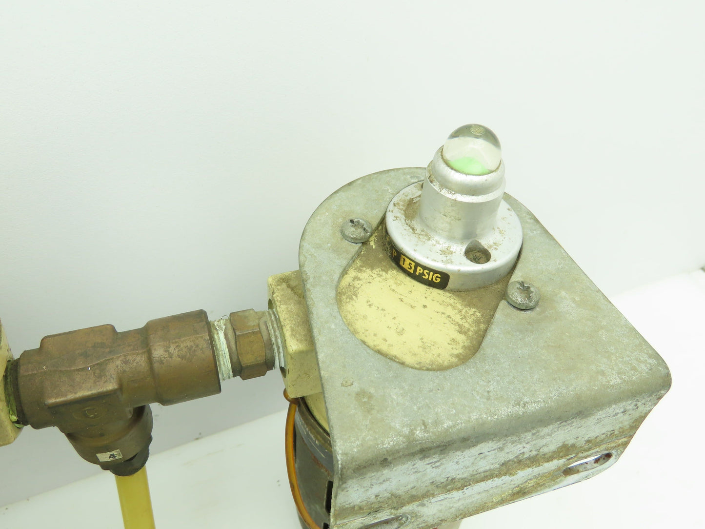 C.A. Norgren F12-300-A3DA Air Filter & 11-002-037 Reg. & L11-200-MPBA Lubricator