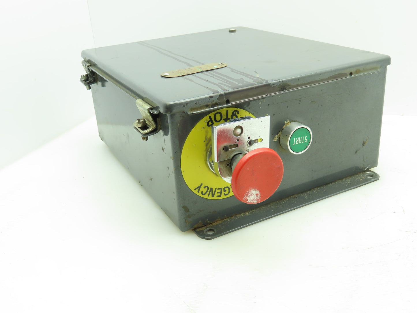 Hoffman A-1210CH/SPL Electrical Enclosure 12"x10"x5" w/Two 4 Amp Motor Starters