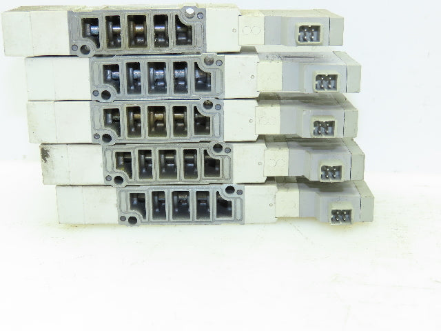 SMC SV2300-5FU Pneumatic Solenoid Control Valve 4-Way/3-Position 24VDC LOT OF 5