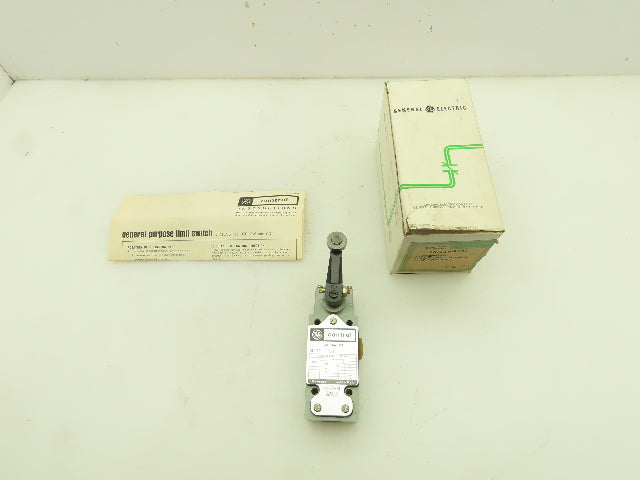 GE General Electric CR115G101 Oiltight Limit Switch 10A 600V w/Lever