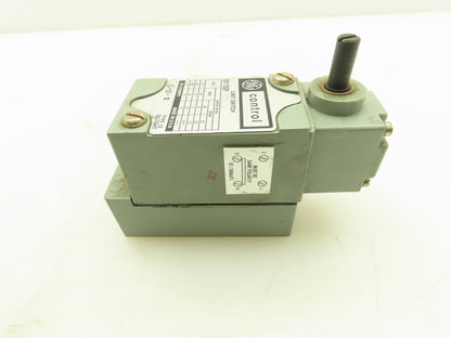 GE General Electric CR115G104  Oiltight Limit Switch 10A 600V