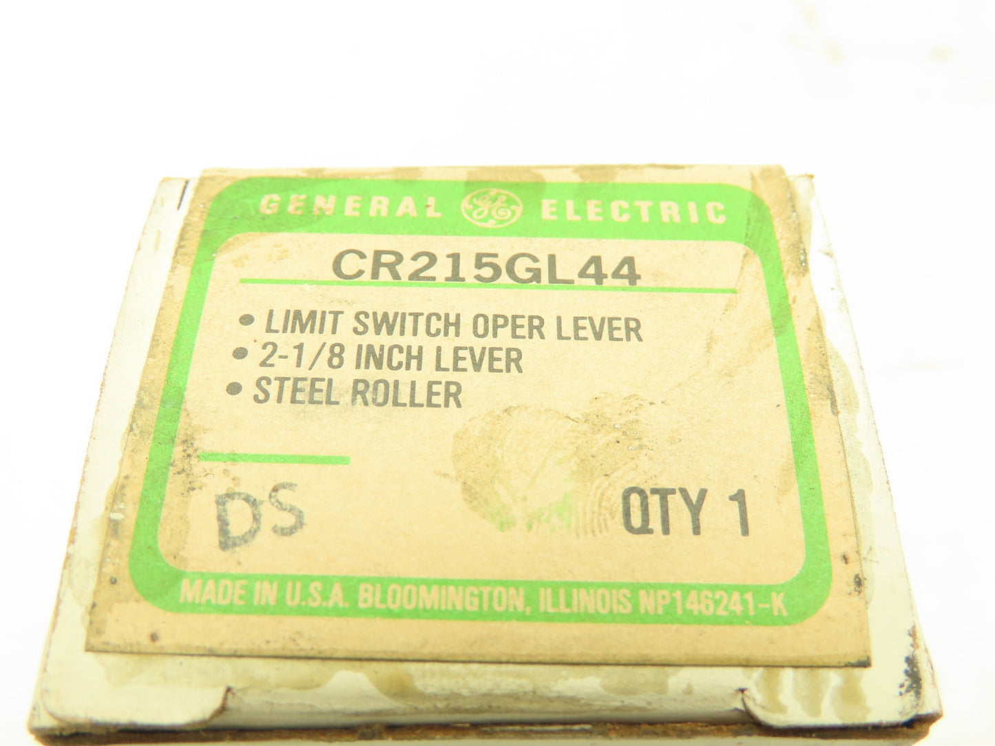GE General Electric CR215GL44  Limit Switch Operating Lever 3/4" Roller LOT OF 7