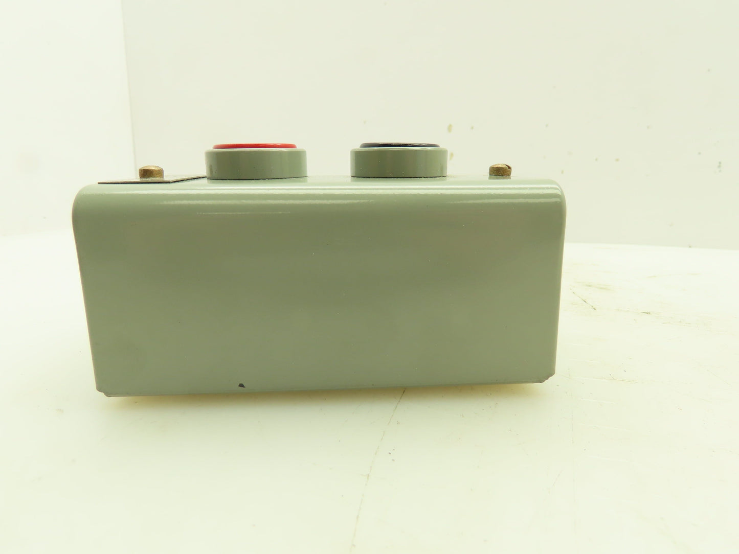 GE  CR2943NA102A  Pushbutton Control Station START/STOP 2 Button Enclosure 4.5"