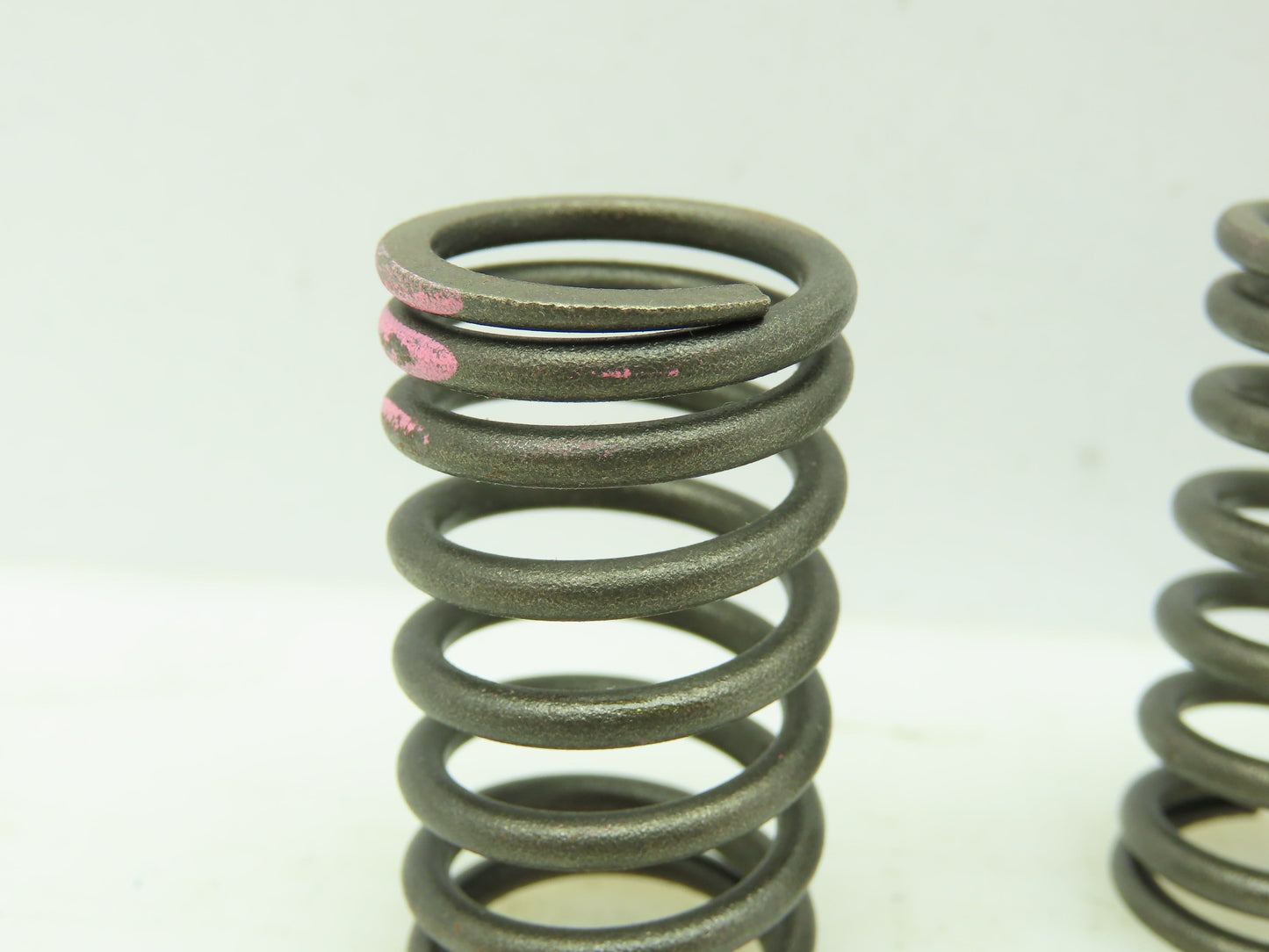 Sealed Power VS-876 Valve Spring 1-3/4"Long 15/16"OD 3/4"ID  LOT OF 3
