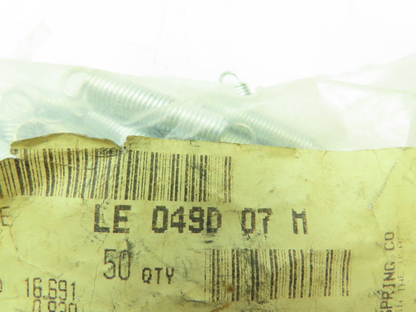 Lee Spring LE 049D 07 M Extension Spring 0.375 X 2.00 X 0.049 Lot of 42