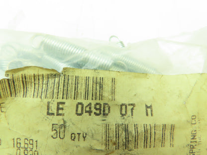 Lee Spring LE 049D 07 M Extension Spring 0.375 X 2.00 X 0.049 Lot of 42