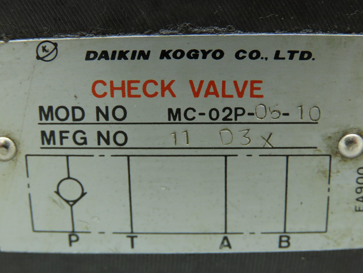 Daikin Kogyo Solenoid Controlled Hydraulic Valve Stack W/ Check and Reducing