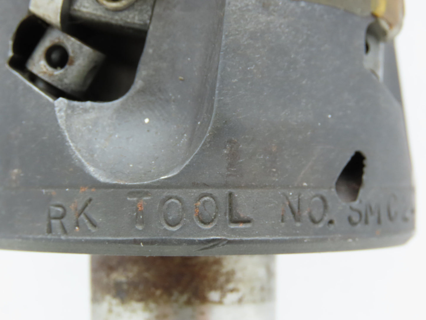 RK Tool SMC2404-13342 Indexable Face Mill 4-Insert Cutter 2.4" OD RH 1" Shaft