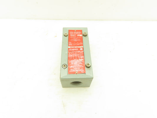 Allen Bradley 802XR-CF7 Limit Switch Body Hazardous Location Ser A