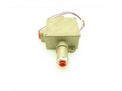 SOR 14R3-TX3-N1-C1A-X Pressure Difference Switch 8-30PSI Adj Range 1/4"NPT