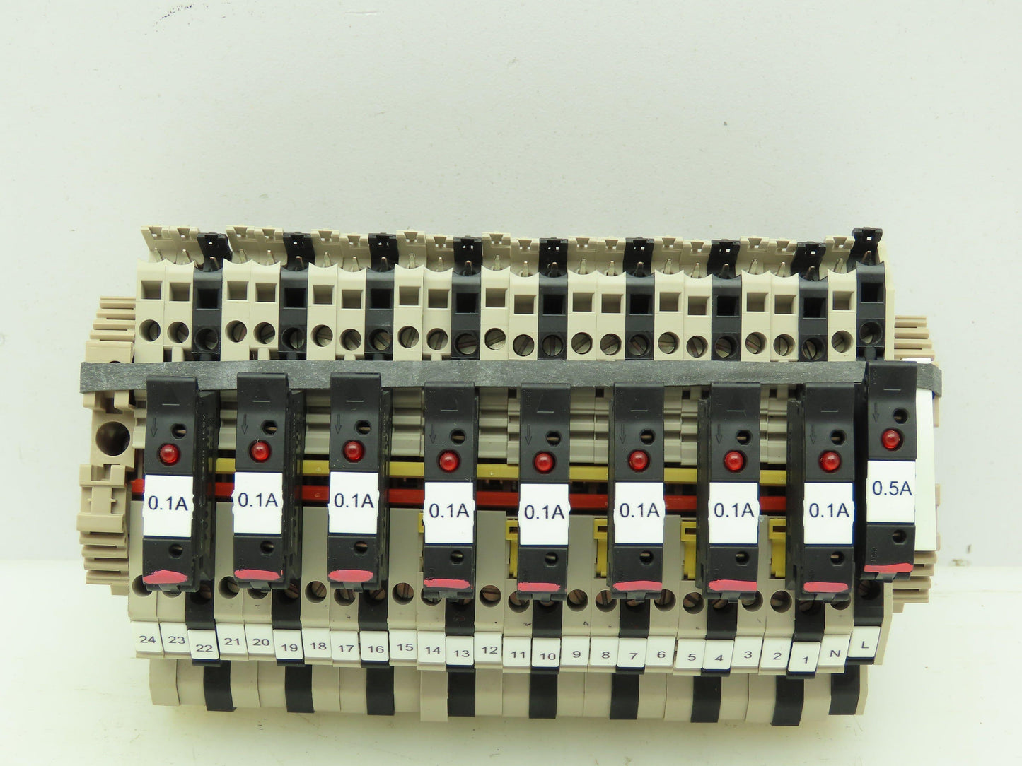 Weidmuller MTBFD-DI820 Terminal Block 17-WMF 2.5 BLZ/9-FUCR 5X20 DIN Rail Mount