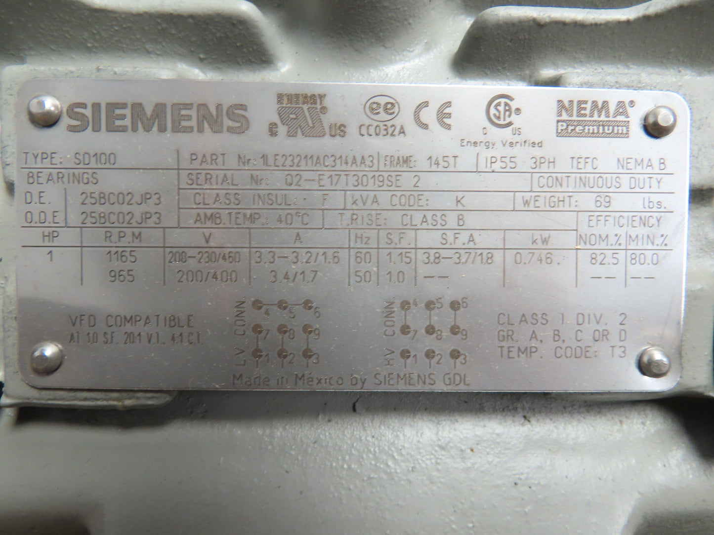 Siemens 1LE23211AC314AA3  SD100 Severe Duty AC Motor 1Hp 1165rpm 230/460V 145T