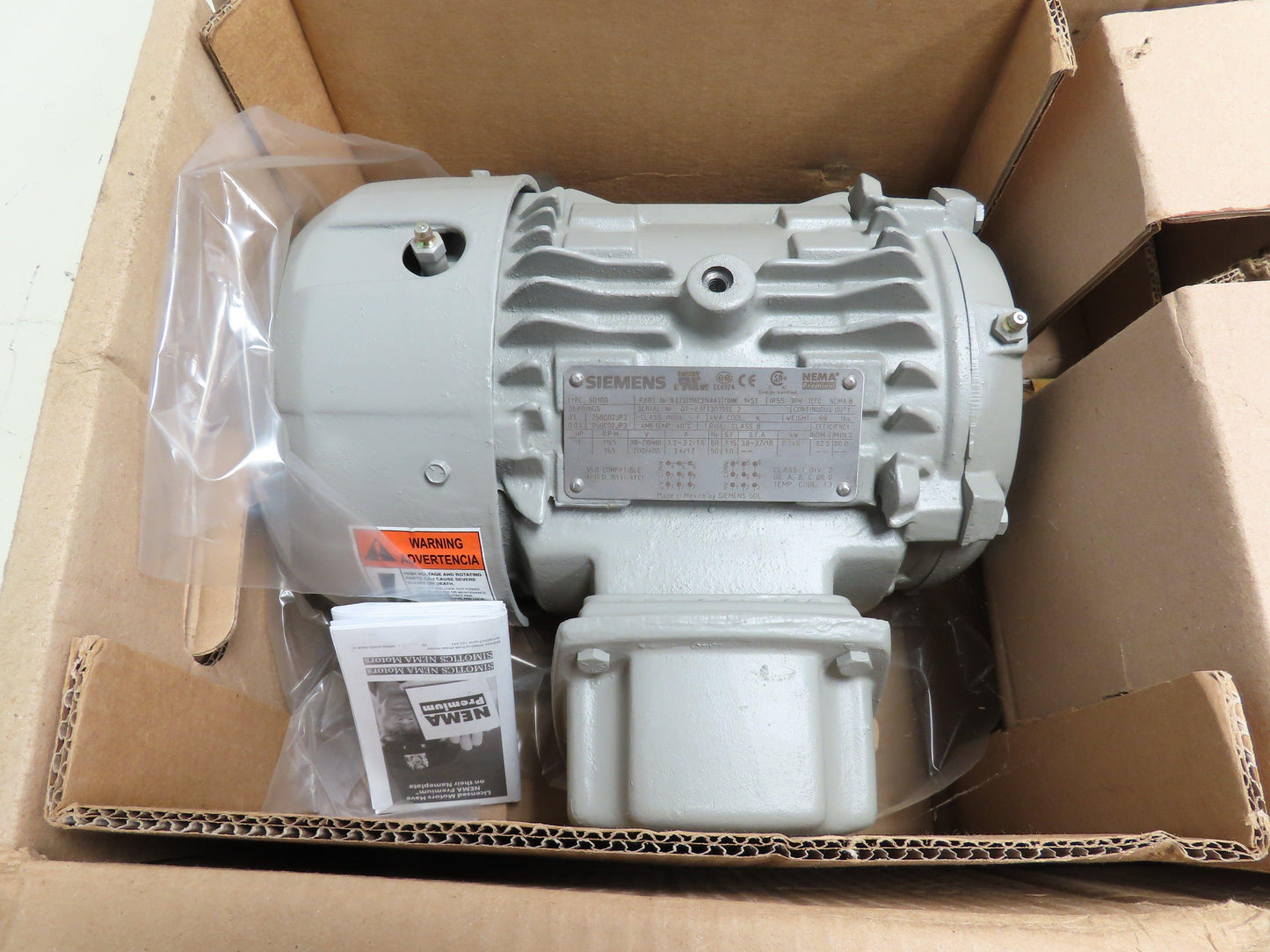 Siemens 1LE23211AC314AA3  SD100 Severe Duty AC Motor 1Hp 1165rpm 230/460V 145T