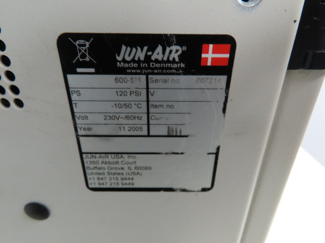 Jun-Air 600-5M Oilless Compressor Vacuum Pump 5L .67Hp 230V 120PSI Quiet Cabinet