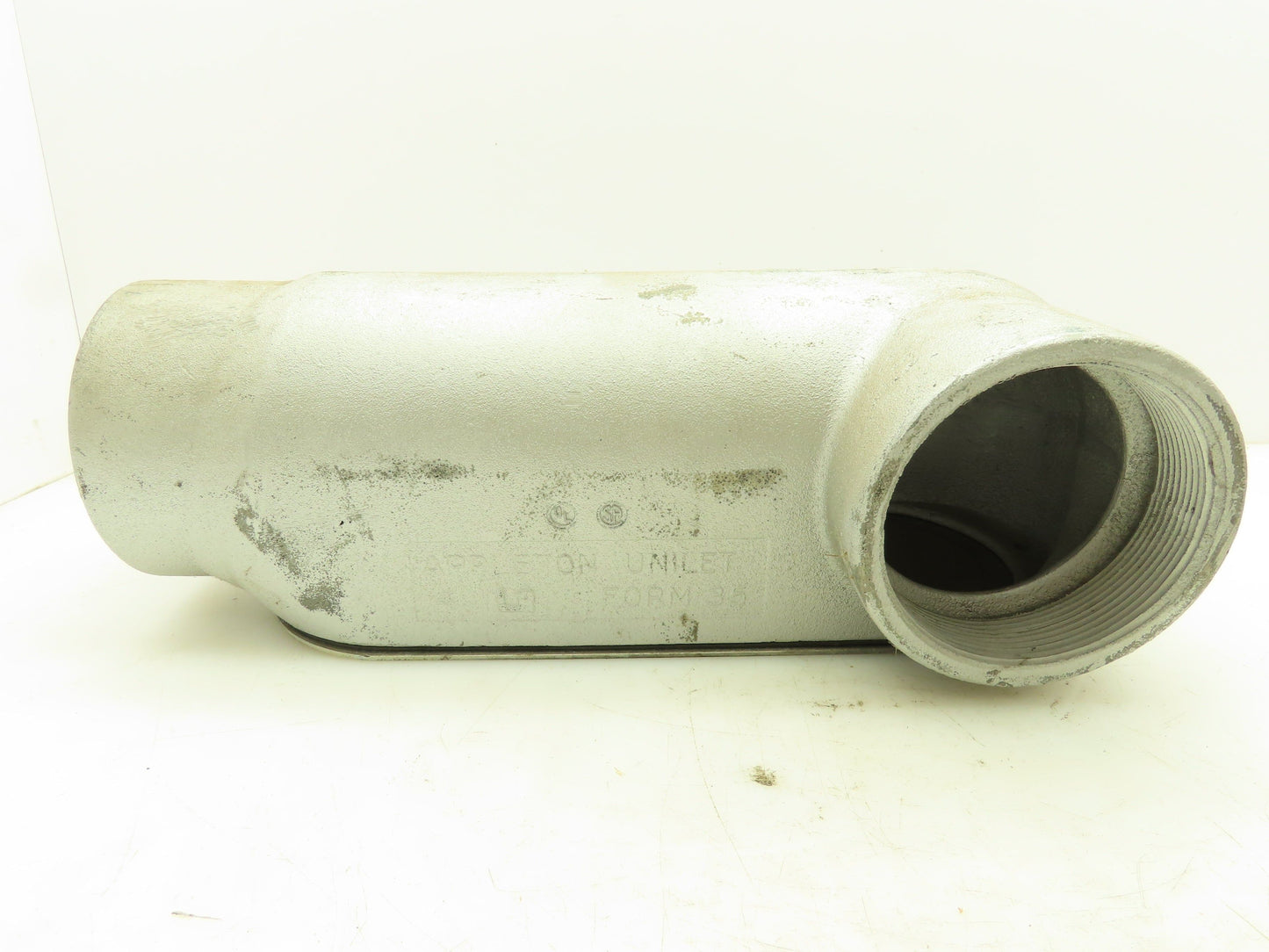 Appleton Electric LR400-M Conduit Outlet Body Iron LR 4" In Rigid Cover Gasket