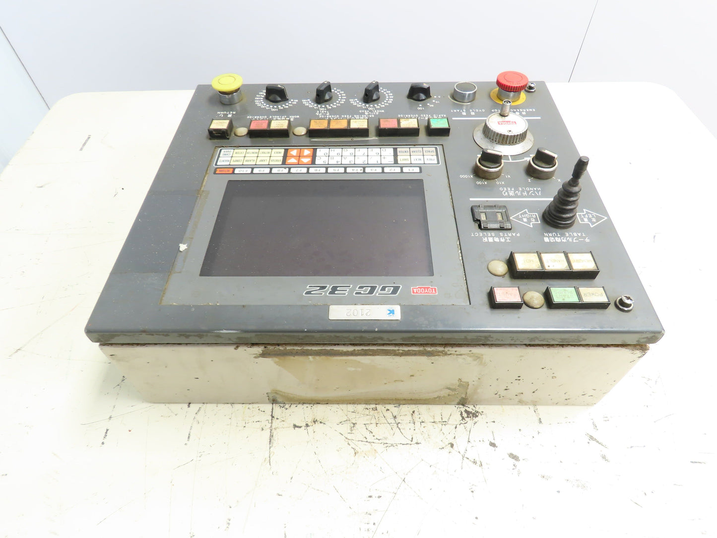 Toyoda GC32 Cylinder Grinding CNC Control Panel Operator Station Servo Operator