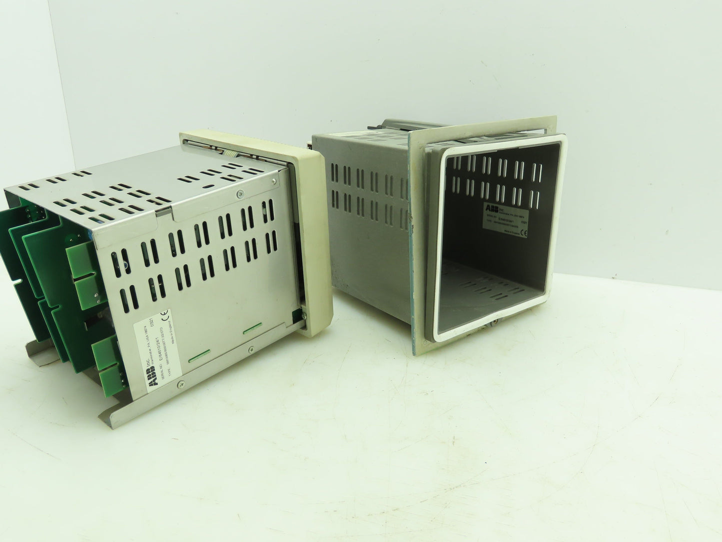 ABB SM1006S/B02/00TT/22/STD Screen Master SM1000 Display Controller
