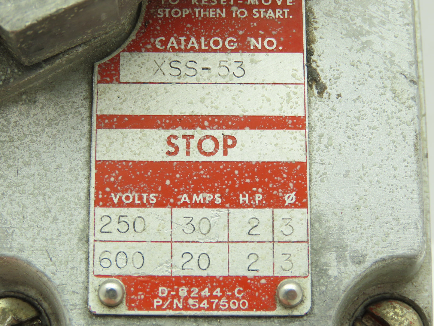 Killark XSS-53 Manual Motor Starter For Hazardous Location 600V 2HP 3-PH 3-Pole