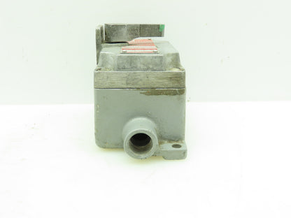 Killark XSS-53 Manual Motor Starter For Hazardous Location 600V 2HP 3-PH 3-Pole