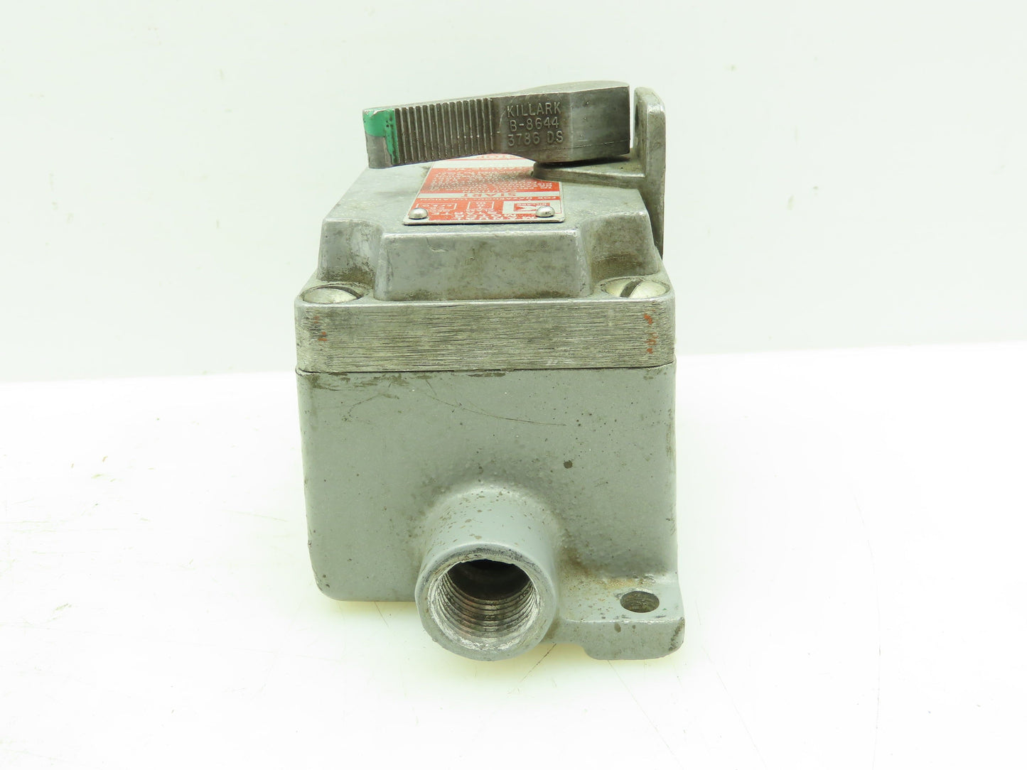 Killark XSS-53 Manual Motor Starter For Hazardous Location 600V 2HP 3-PH 3-Pole
