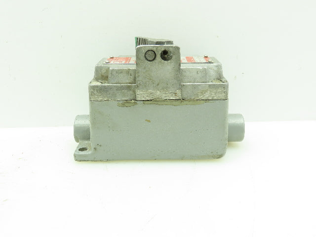 Killark XSS-53 Manual Motor Starter For Hazardous Location 600V 2HP 3-PH 3-Pole