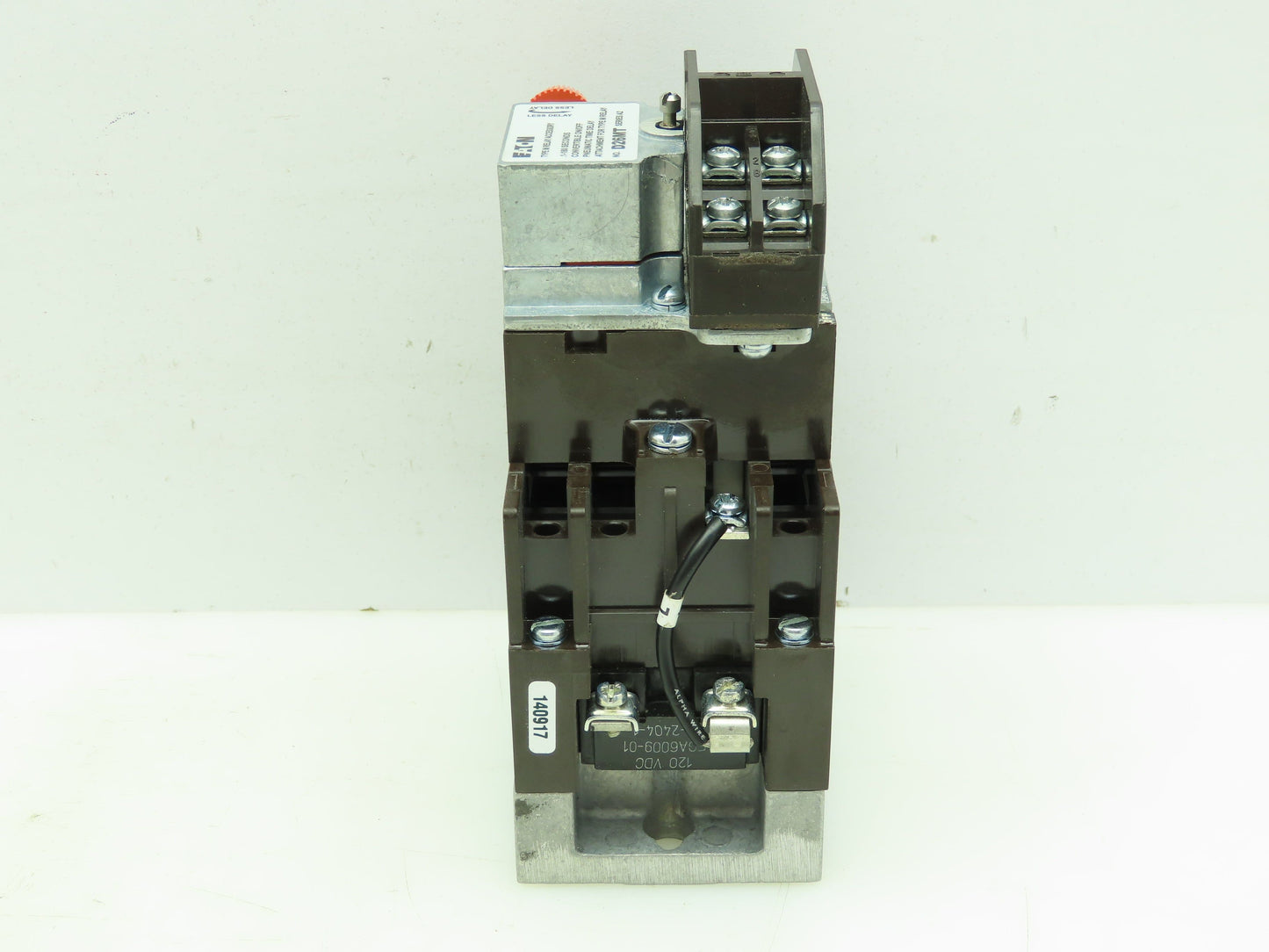 Eaton D26MRD006A1 Type M Relay 120VDC Coil w/.1-180 Sec Timer 0-NO/ 0-NC 10A