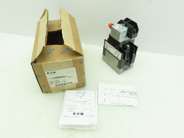 Eaton D26MRD005A1 Type M Relay 4P 10A 120VDC Coil w/.1-180 Sec Timer 0-NO / 0-NC