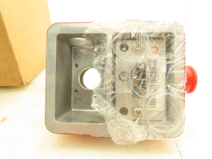 Fireye DE701-007C Flame All Fuel Scanner Sensor Detector 3/4  Conn NEMA 4 C9707A