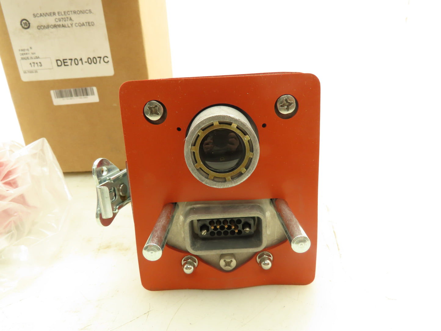 Fireye DE701-007C Flame All Fuel Scanner Sensor Detector 3/4  Conn NEMA 4 C9707A