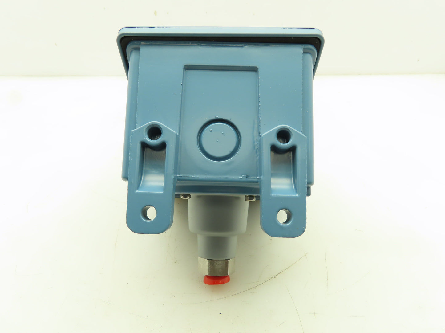 UE United Electric J402-358 9929 Pressure Switch 0-200 PSI 15A 480V 1/4" NPT 4X