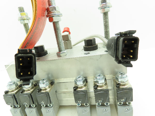 Nordson 1061583 Heater Manifold 240v 1200 Watt with 6 SA14B Hot Melt Gun Modules