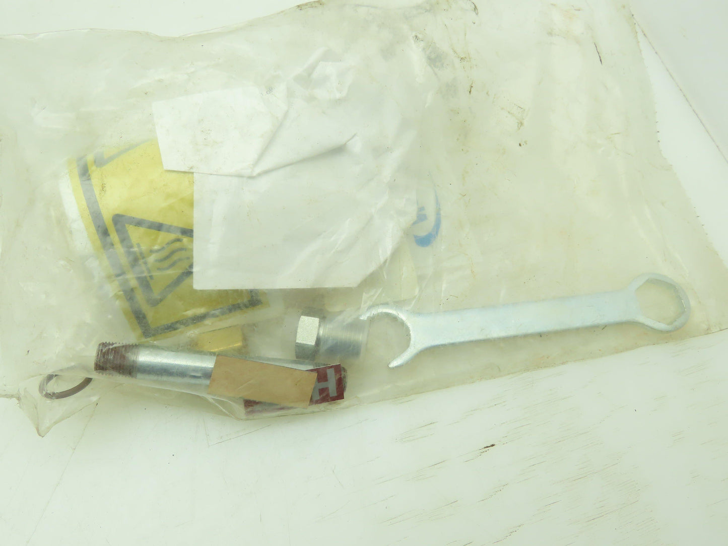 Nordson 1061583 Heater Manifold 240v 1200 Watt with 6 SA14B Hot Melt Gun Modules