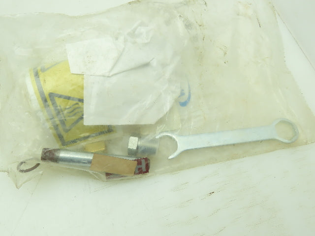 Nordson 1061583 Heater Manifold 240v 1200 Watt with 6 SA14B Hot Melt Gun Modules