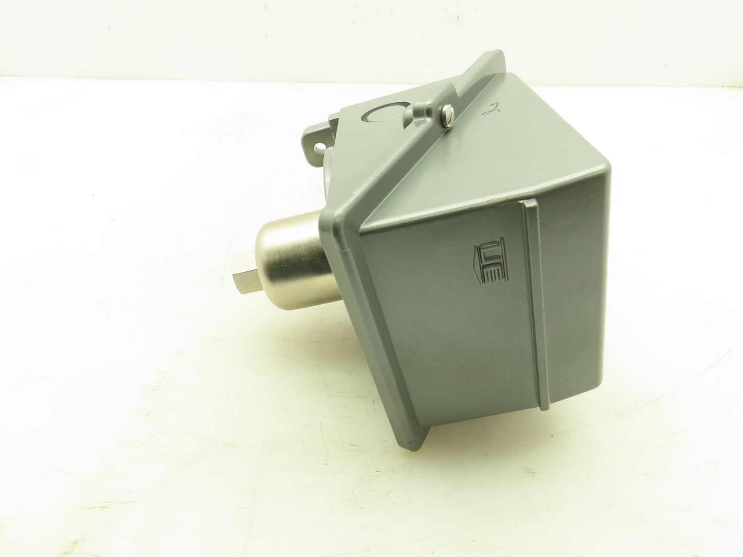 UE United Electric Type J403 156 Pressure Switch SPDT 0-100 PSI 15A 480V 1/4"NPT