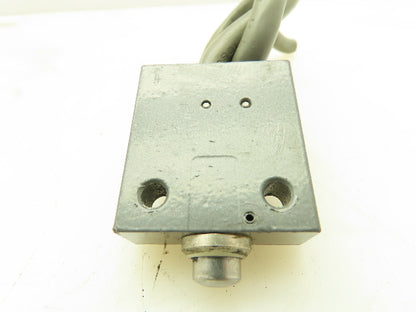 Micro Switch 914CEI-6 Top Plunger Limit Switch 5A 125/250V 1NO 1NC  Lot of 2