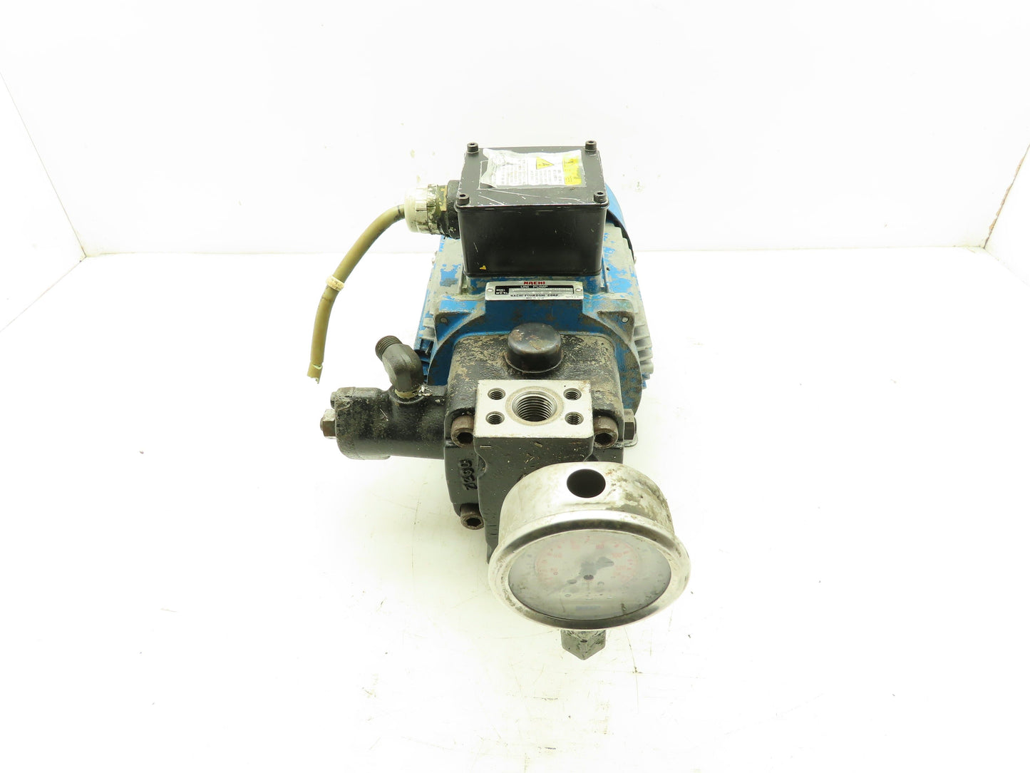 Nachi UNV-1A-0A4-07A Variable Hydraulic Vane Uni-Pump 3Ph .75kW 1Hp 220V Motor