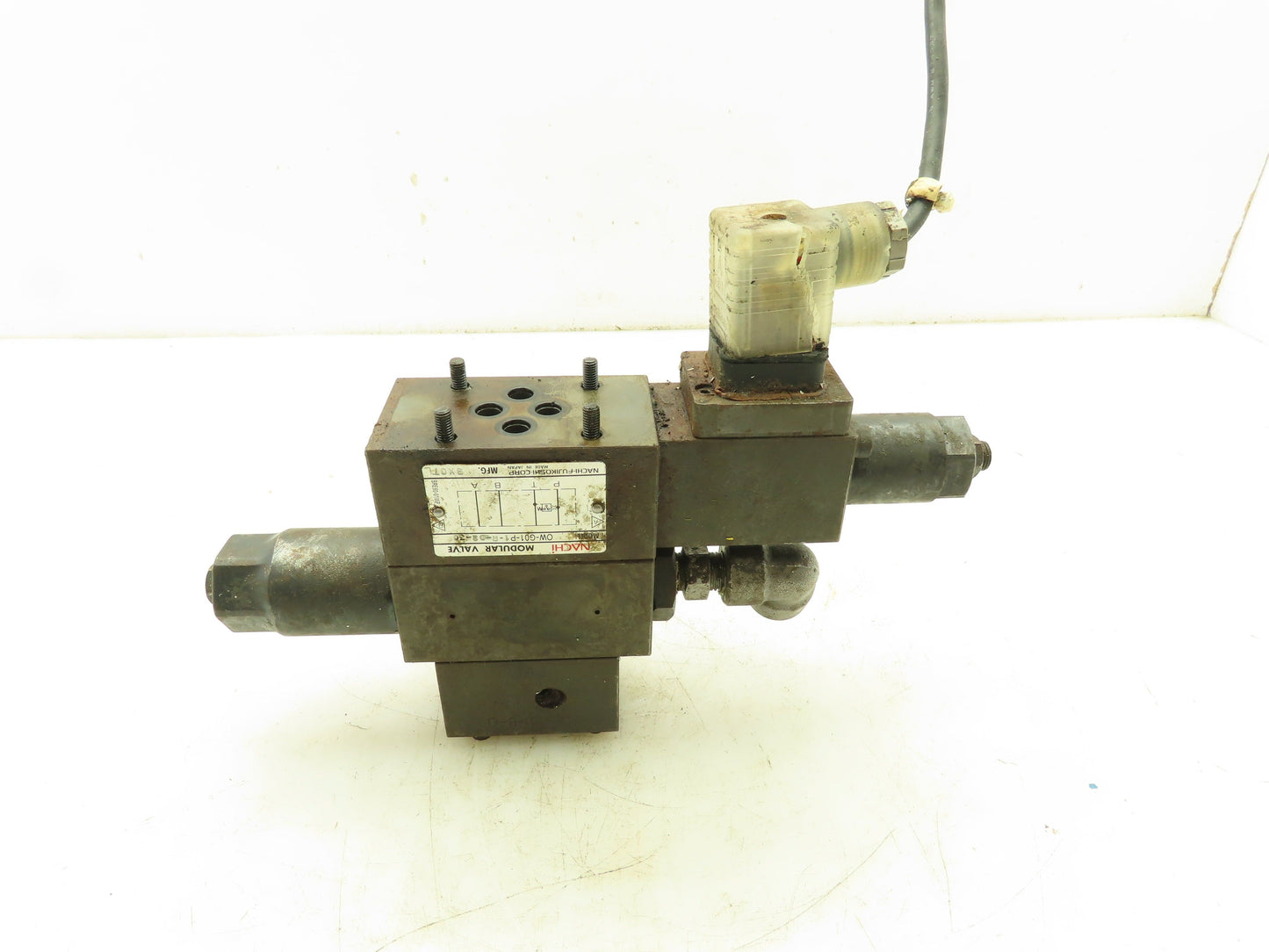 Nachi OCP-G01-A1-R-D2-30 Hydraulic Pressure Switch Modular Solenoid Valve Stack
