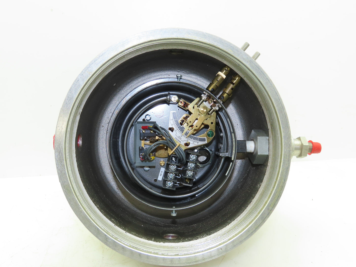 Mercoid DAE-7421-0-5S Bourdon Tube Pressure Switch 2-60PSI 240VAC Haz Location