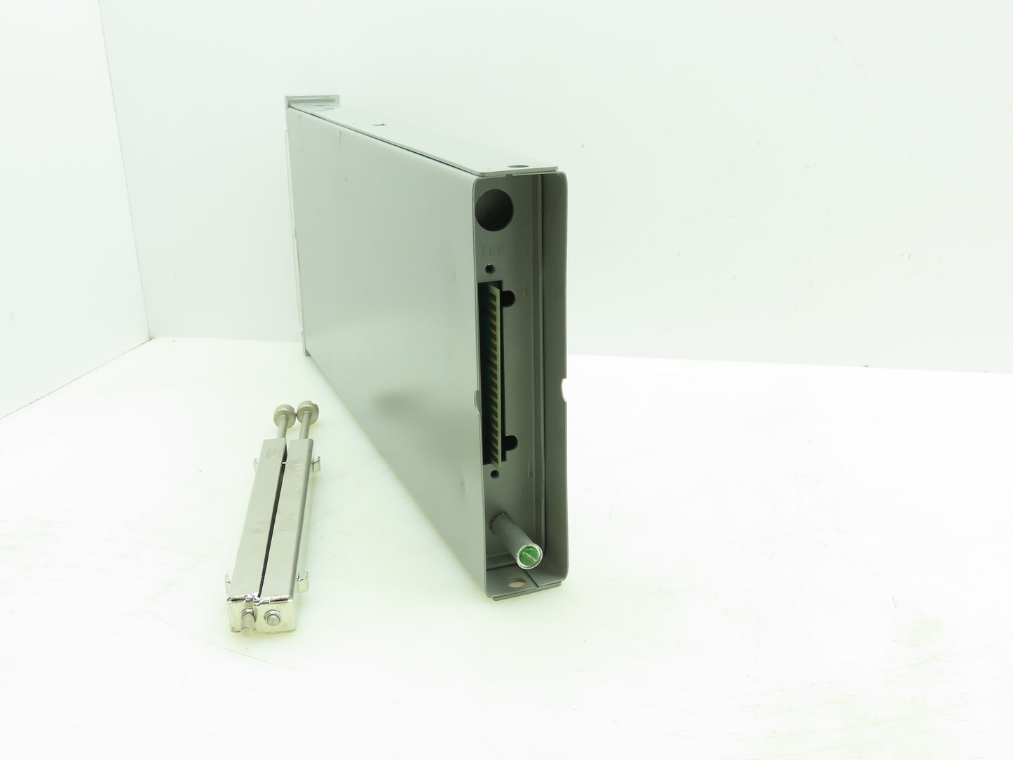 Bailey RY2331 RY2331 Edgewise Vertical Panel Meter 0-50 GPM x 100 120VAC 3.5VA