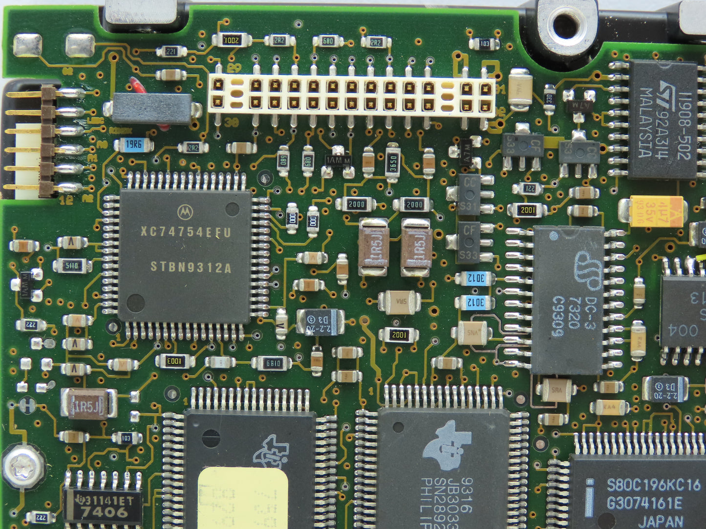 Honeywell ST3600N Seagate Redundant Drive Controller Board SCSI Hard Drive Servo