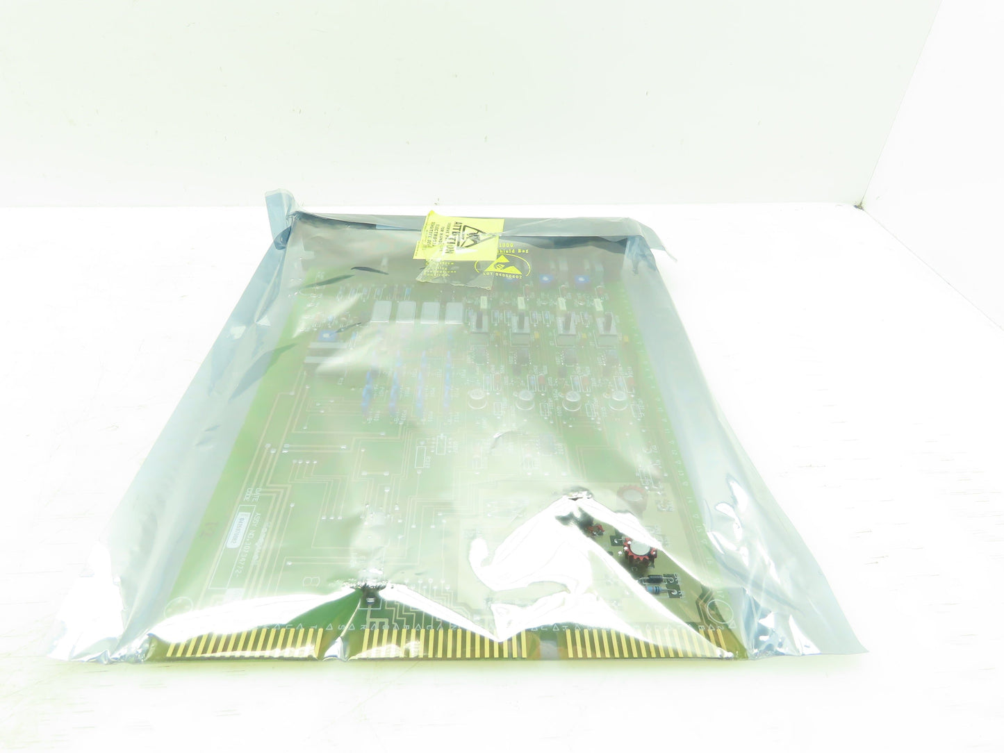 Honeywell 30734772-002 Auxiliary Alarm With Relay Board Relay Circuit Boards PLC