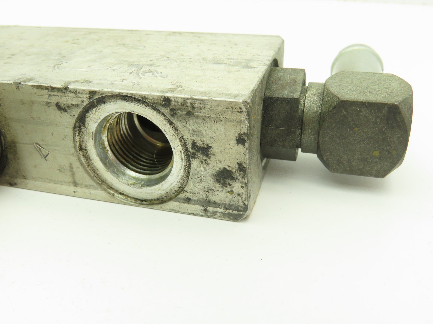 YALE 504502501 Hydraulic Diverter Valve # NR035AANM24SE089 24v Electric Forklift