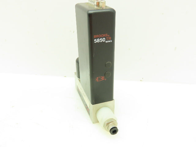 Brooks 5850TR FA2C102 Mass Flow Controller 0-3 IN/MIN Air Pneumatic