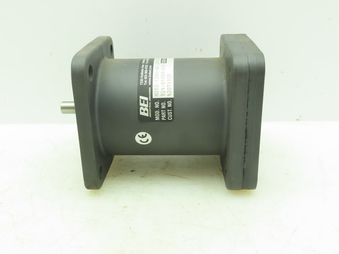 BEI Industrial 924-01059-018 H38D-1200-AC-28V/V-SC-CEN Optical Encoder