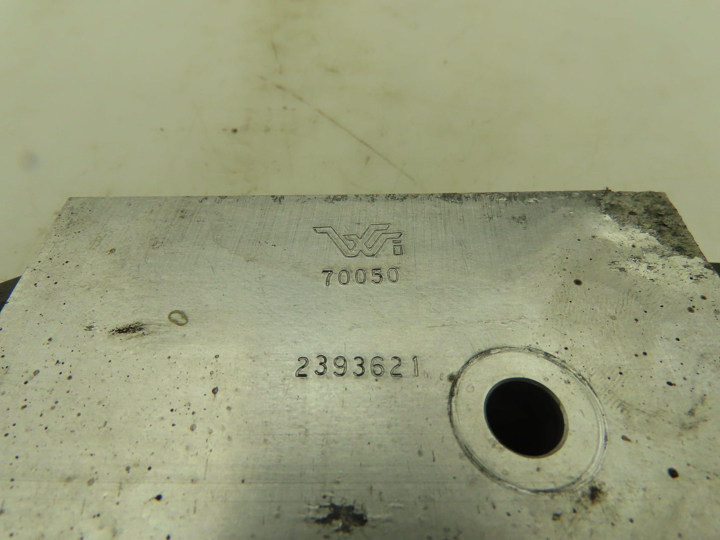 Clark NP300D 30 24 volt Electric Forklift Hydraulic Directional Valve # 2393621