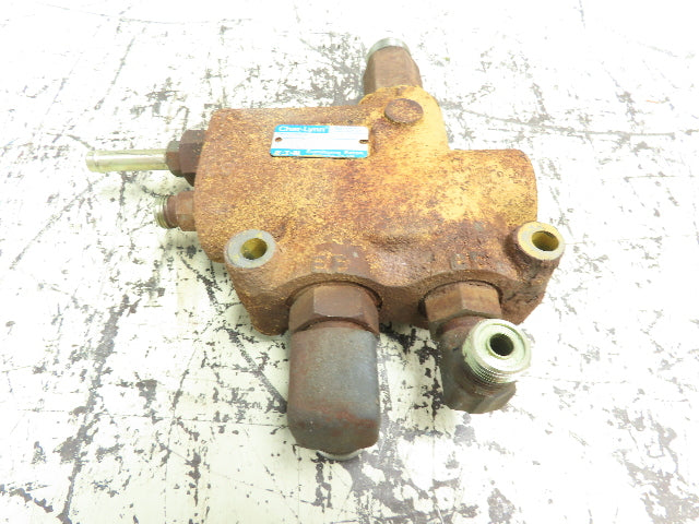 Char-Lynn 606-1326-002 Hydraulic Valve off of a Caterpillar M50DP Forklift